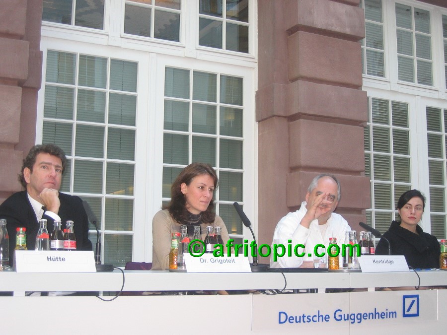 ../Images/William Kentridge-Berlin-28Oct2005 010.jpg